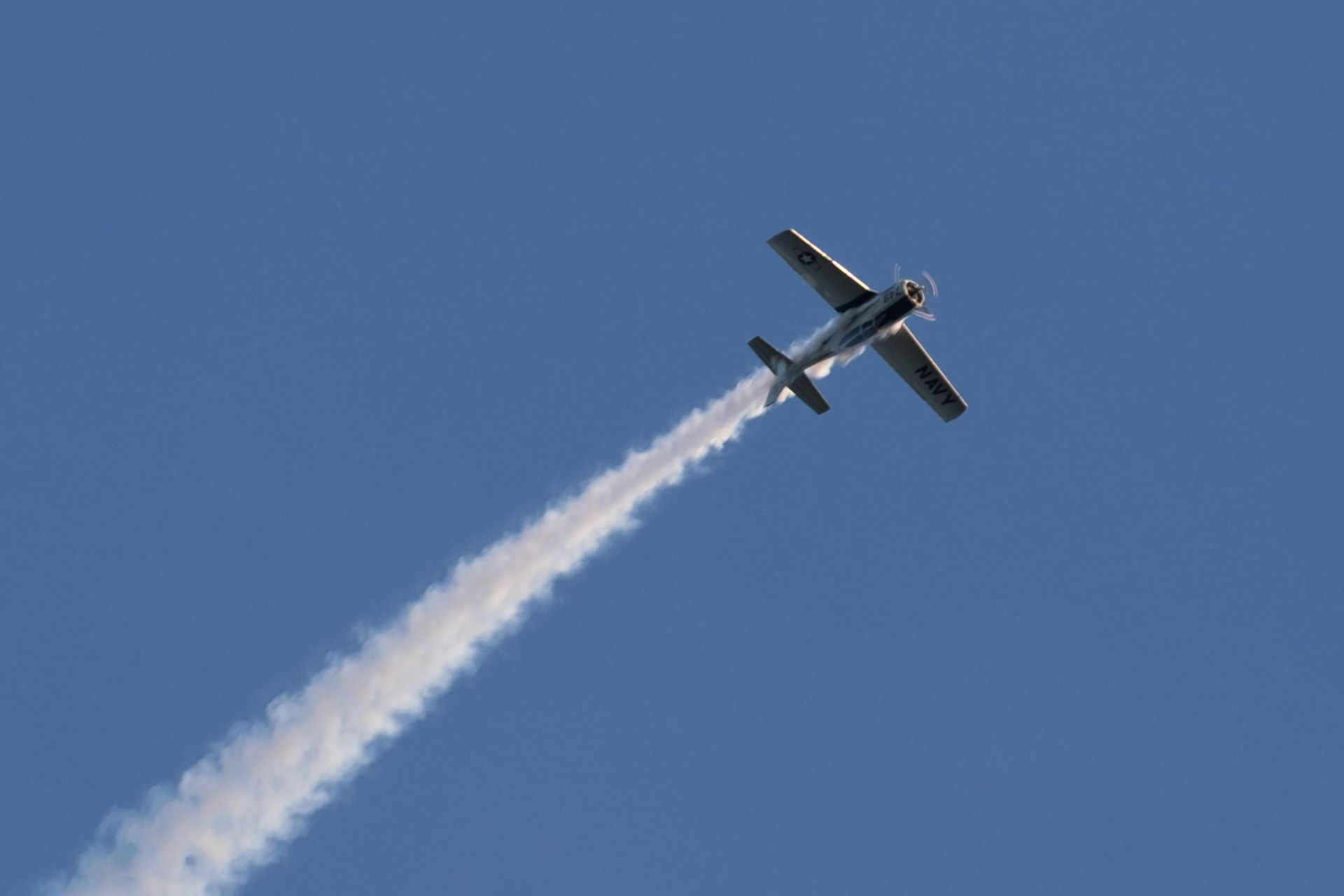 Kunstflug beim Flugplatzfest Königsdorf